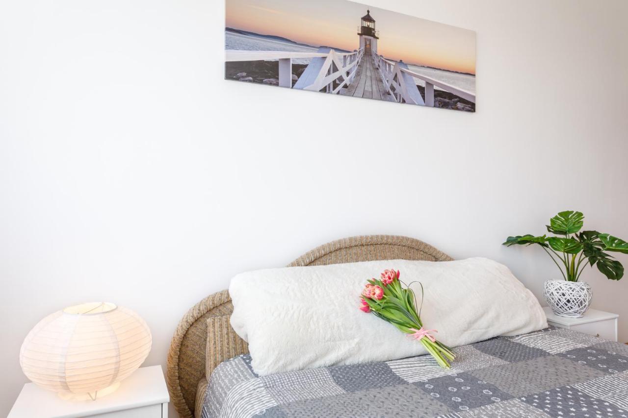 A. H. Tammsaare puiestee Apartement Pärnu Buitenkant foto