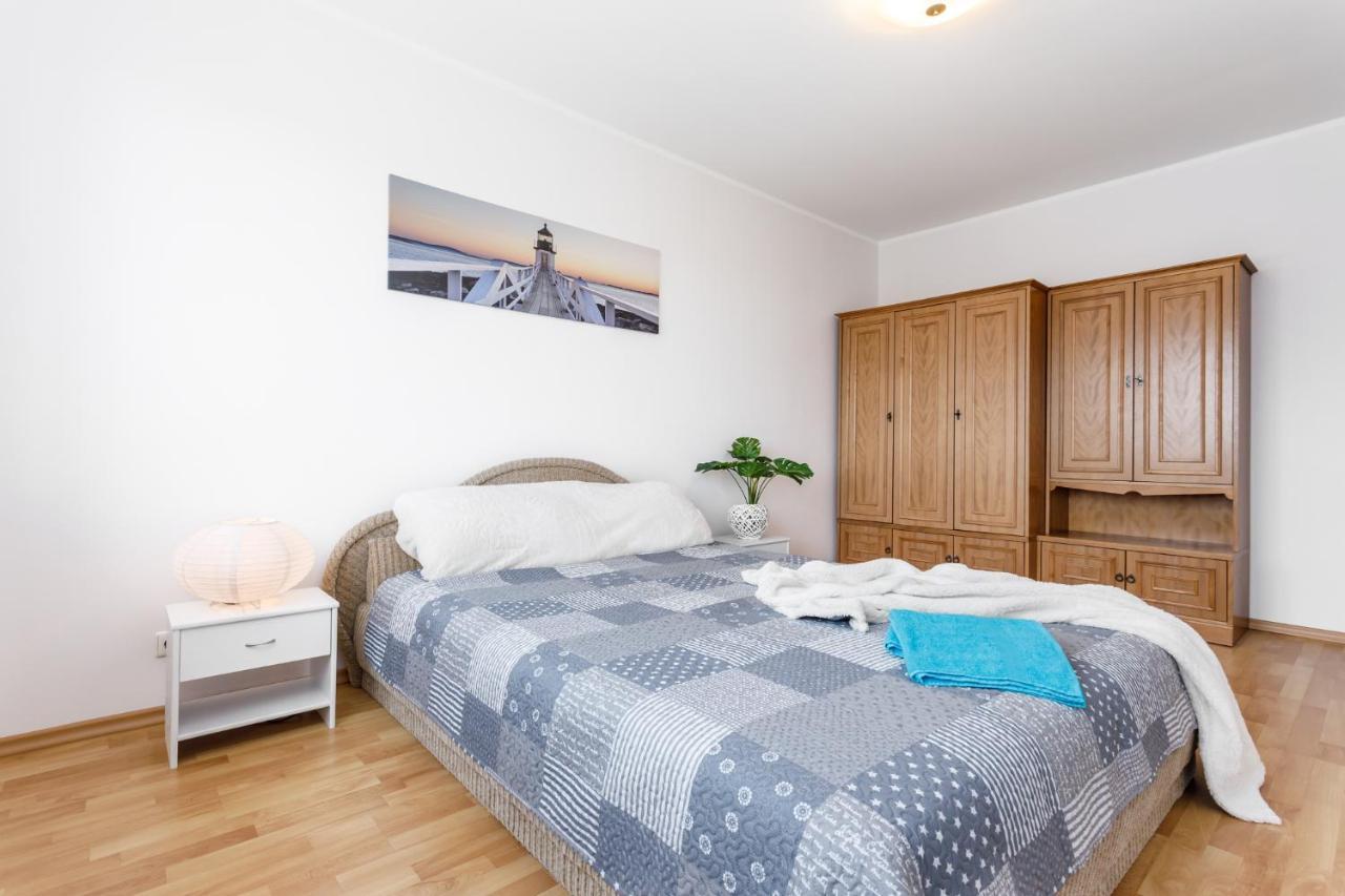 A. H. Tammsaare puiestee Apartement Pärnu Buitenkant foto